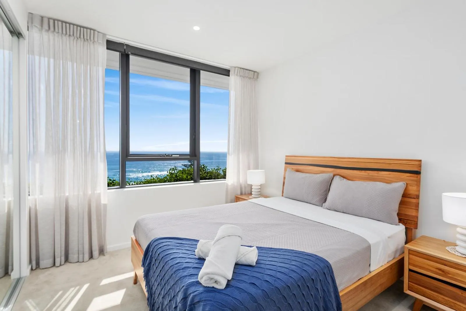 Magnoli - Hosted By Burleigh Letting Apartment Gold Coast Australia