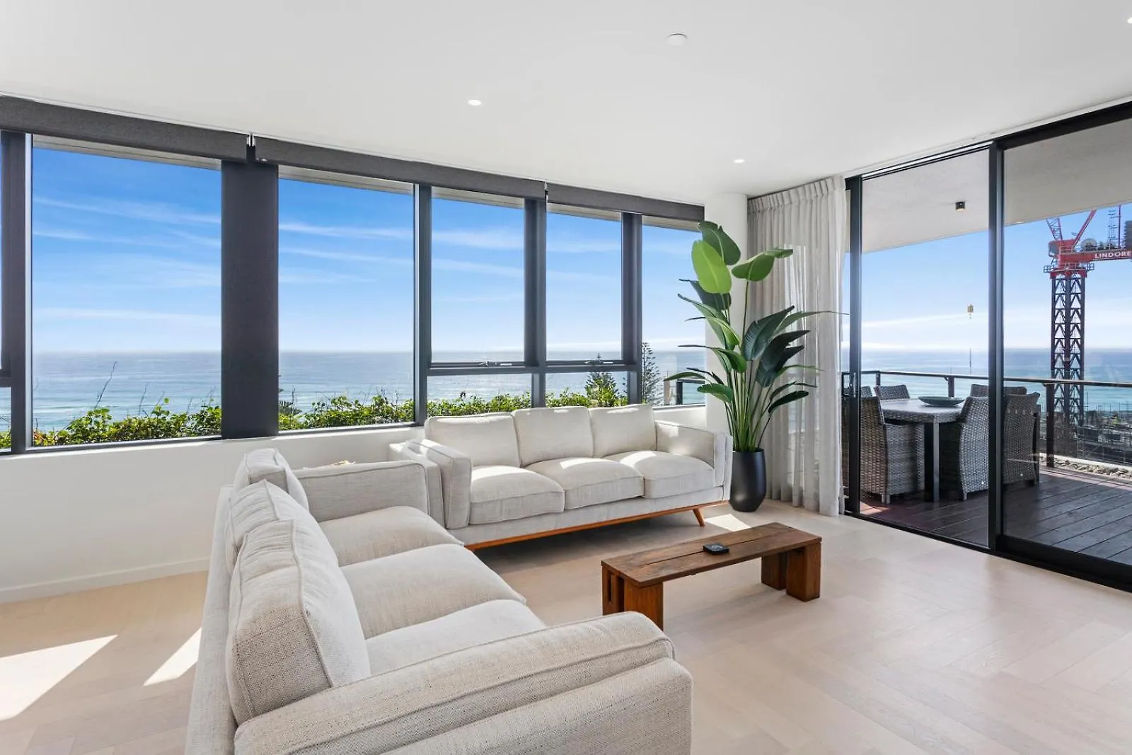 Magnoli - Hosted By Burleigh Letting Apartment Gold Coast Australia